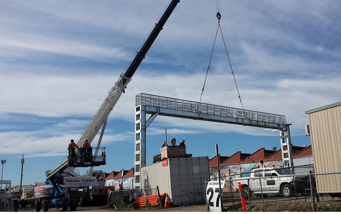 20130831_signal gantry 1.jpg