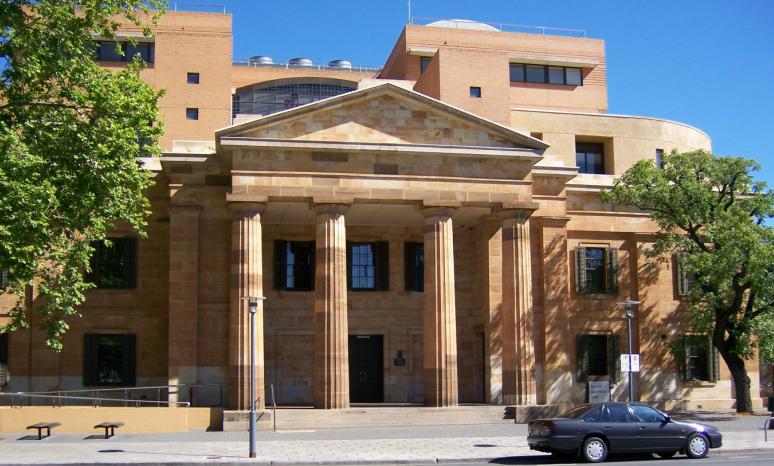 Adelaide_Magistrates_Court_Entrance.jpg